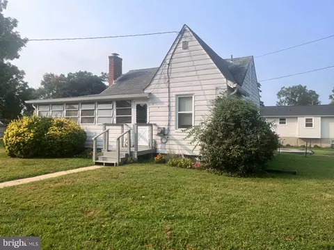 1600 Bishop Rd, Edgewater, MD 21037 photo 2