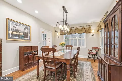 Dining - 9 Tolson St, Annapolis, MD 21401 photo 3 of 5