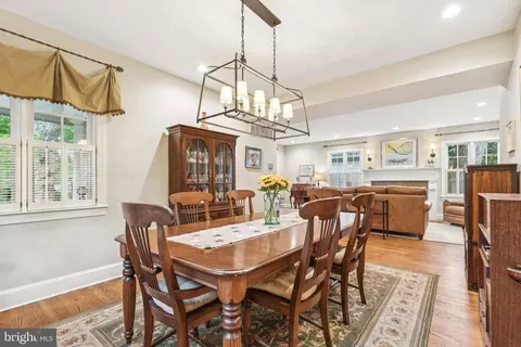 Dining - 9 Tolson St, Annapolis, MD 21401 photo 1 of 5