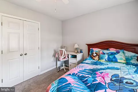 Bedroom - 851 Annapolis Ave, Edgewater, MD 21037 photo 5 of 7