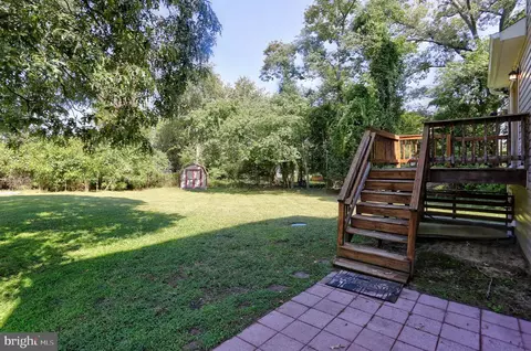 8173 Forest Glen Dr, Pasadena, MD 21122 photo 4