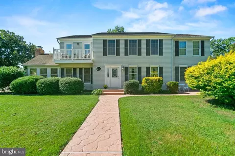 2053 Kurtz Ave, Pasadena, MD 21122