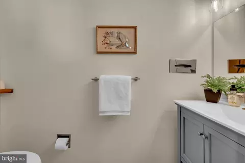 Bath - 1815 Millridge Ct, Annapolis, MD 21409 photo 6 of 10