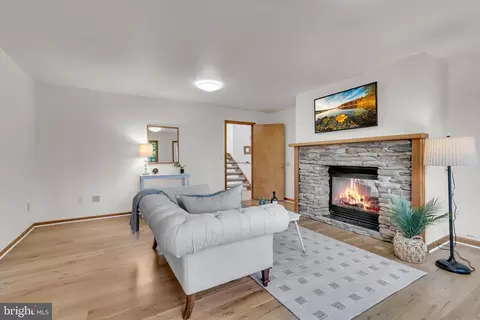Living - 1815 Millridge Ct, Annapolis, MD 21409 photo 3 of 7