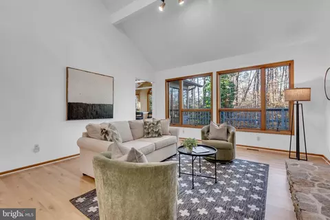 Living - 1815 Millridge Ct, Annapolis, MD 21409 photo 2 of 7
