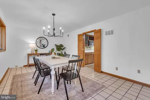 Dining - 1815 Millridge Ct, Annapolis, MD 21409 photo 4 of 7