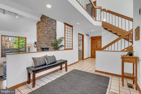 Entry Way - 1815 Millridge Ct, Annapolis, MD 21409 photo 1 of 5