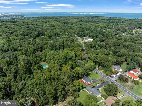 View/Area - 7880 Belhaven Ave, Pasadena, MD 21122 photo 7 of 10