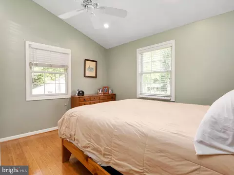 Bedroom - 7880 Belhaven Ave, Pasadena, MD 21122 photo 1 of 5