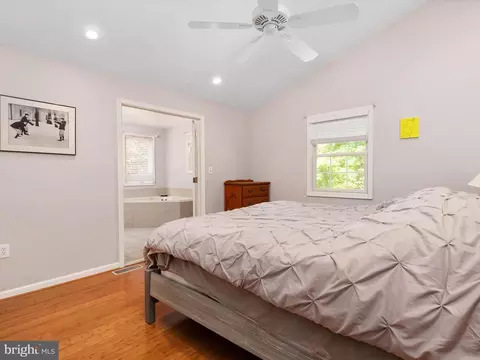 Bedroom - 7880 Belhaven Ave, Pasadena, MD 21122 photo 3 of 5