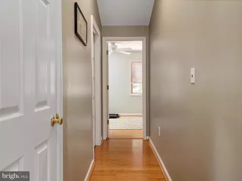Entry Way - 7880 Belhaven Ave, Pasadena, MD 21122 photo 3 of 3