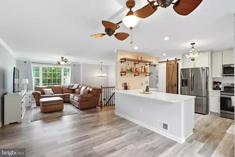 Entry Way - 1508 Pullman Dr, Severn, MD 21144 photo 1 of 2