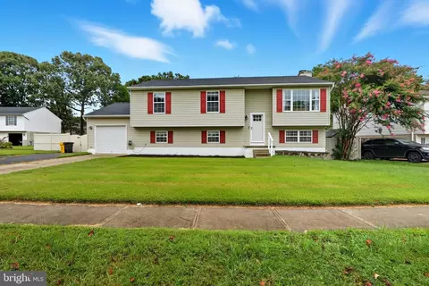 1508 Pullman Dr, Severn, MD 21144