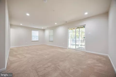 1387 Hawthorn Dr, Hanover, MD 21076 photo 24
