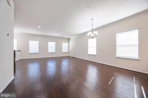 1387 Hawthorn Dr, Hanover, MD 21076 photo 9