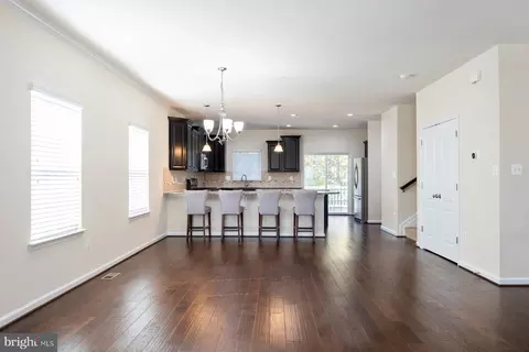 1387 Hawthorn Dr, Hanover, MD 21076 photo 7