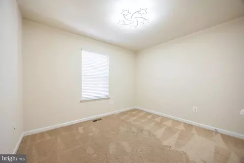 1387 Hawthorn Dr, Hanover, MD 21076 photo 18