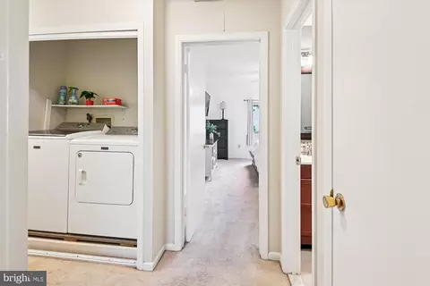 Entry Way - 18 Sargent Ct, Annapolis, MD 21403 photo 10 of 10