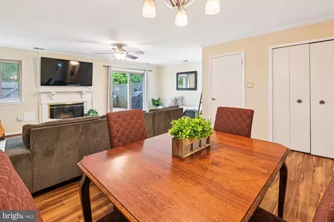 Dining - 18 Sargent Ct, Annapolis, MD 21403 photo 4 of 4