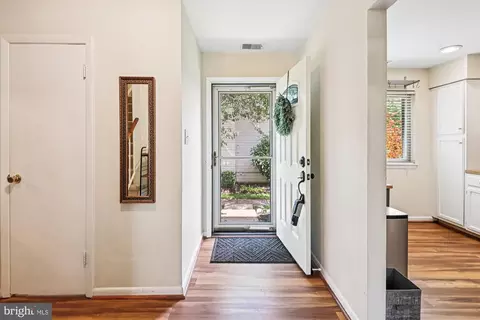 Entry Way - 18 Sargent Ct, Annapolis, MD 21403 photo 1 of 10