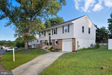 Exterior - 1323 Craghill Ct, Hanover, MD 21076 photo 3 of 15