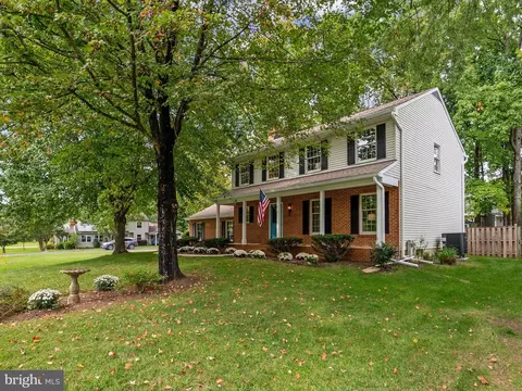 116 Carroll Dr, Annapolis, MD 21403 photo 2