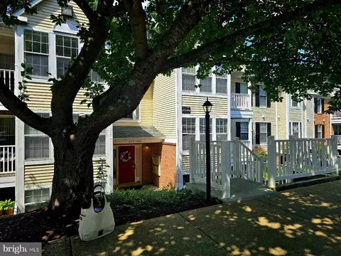686 Southern Hills Dr #D-4H, Arnold, MD 21012