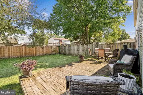 Exterior - 377 Volley Ct, Arnold, MD 21012 photo 3 of 11