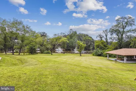 Exterior - 377 Volley Ct, Arnold, MD 21012 photo 10 of 11