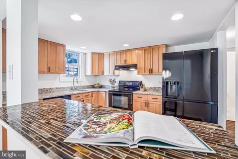 Kitchen - 377 Volley Ct, Arnold, MD 21012 photo 1 of 4
