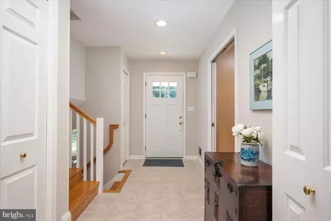 Entry Way - 682 Carlisle Dr, Arnold, MD 21012 photo 1 of 2