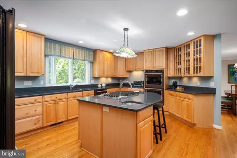 Kitchen - 682 Carlisle Dr, Arnold, MD 21012 photo 1 of 3