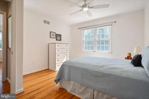 Bedroom - 682 Carlisle Dr, Arnold, MD 21012 photo 5 of 6
