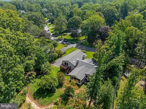 View/Area - 682 Carlisle Dr, Arnold, MD 21012 photo 2 of 12