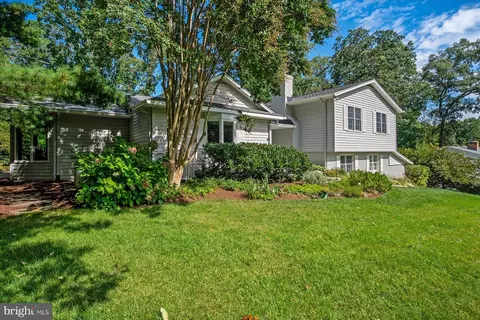 Exterior - 682 Carlisle Dr, Arnold, MD 21012 photo 2 of 17
