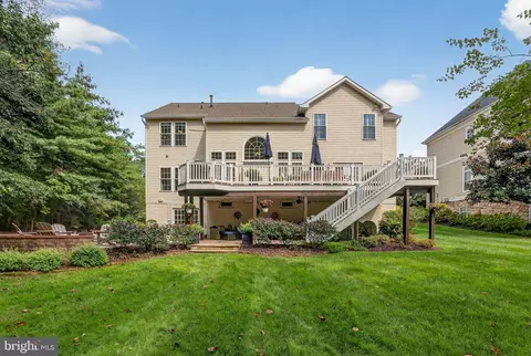 Exterior - 8501 Summershade Dr, Odenton, MD 21113 photo 11 of 11