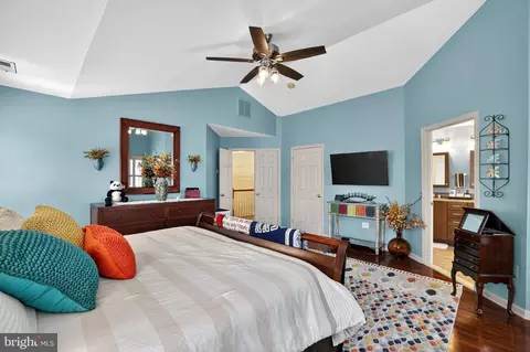 Bedroom - 8501 Summershade Dr, Odenton, MD 21113 photo 12 of 12