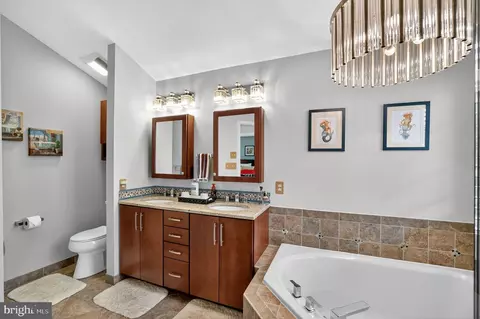 Bath - 8501 Summershade Dr, Odenton, MD 21113 photo 5 of 6