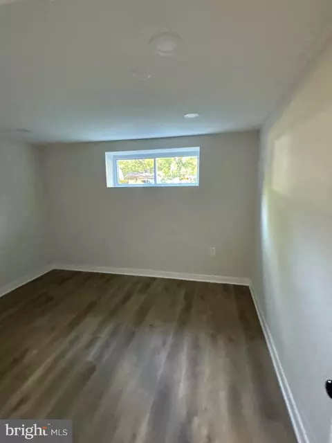 Other - 80 Beach Dr, Edgewater, MD 21037 photo 7 of 18