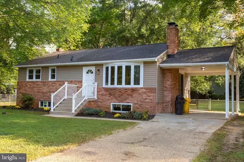Exterior - 80 Beach Dr, Edgewater, MD 21037 photo 2 of 8
