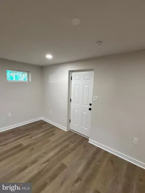 Other - 80 Beach Dr, Edgewater, MD 21037 photo 4 of 18
