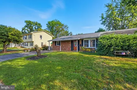 1311 Tenbrook Rd, Odenton, MD 21113 photo 4