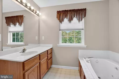 1749 Maple Ave, Hanover, MD 21076 photo 25