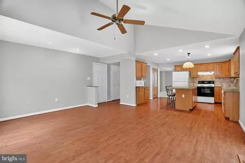 1749 Maple Ave, Hanover, MD 21076 photo 20