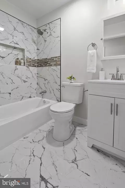 770 225th St, Pasadena, MD 21122 photo 11
