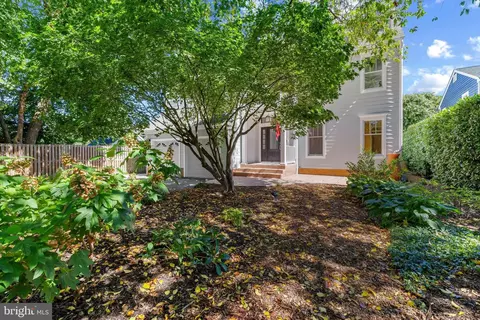 417 Second St, Annapolis, MD 21403 photo 3