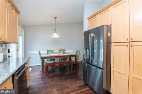 761 208th St, Pasadena, MD 21122 photo 9