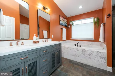 761 208th St, Pasadena, MD 21122 photo 12