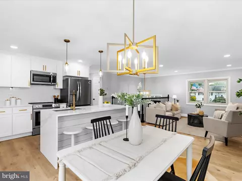 906 Silver Maple Ct, Glen Burnie, MD 21060