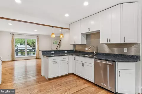 Kitchen - 1227 Hampton Rd, Annapolis, MD 21409 photo 2 of 3